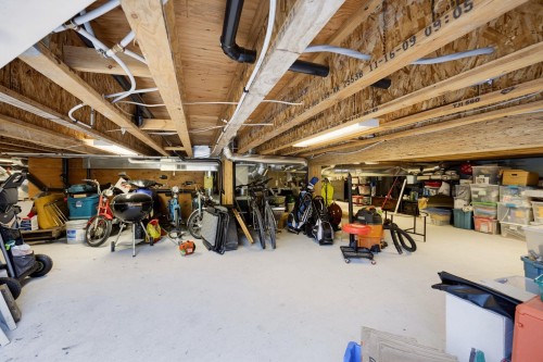 3098 Mcbride Avenue, Surrey, BC 