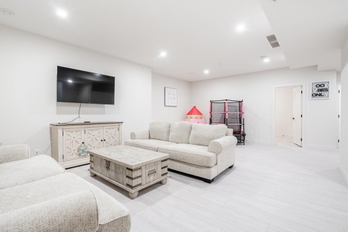 31567 Montgomery Place, Mission, BC 