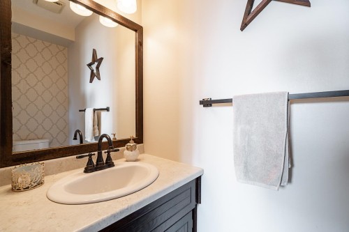 35950 Eaglecrest Place, Abbotsford, BC 