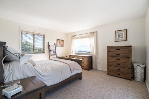 35950 Eaglecrest Place, Abbotsford, BC 