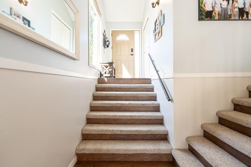 35950 Eaglecrest Place, Abbotsford, BC 