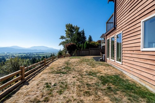 35950 Eaglecrest Place, Abbotsford, BC 