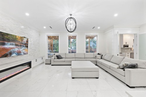 18065 58A Avenue, Surrey, BC 