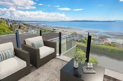 14553 Sunset Drive  White Rock, BC V4B 2V9