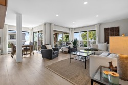 302-1290 Martin Street White Rock, BC V4B 3W3