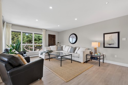 302-1290 Martin Street, White Rock, BC 