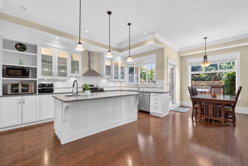 7296 198A Street, Langley, BC 