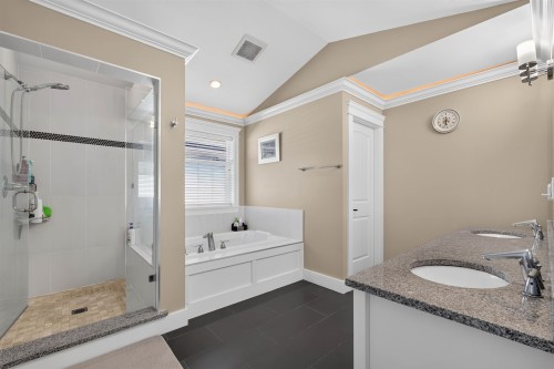 7296 198A Street, Langley, BC 