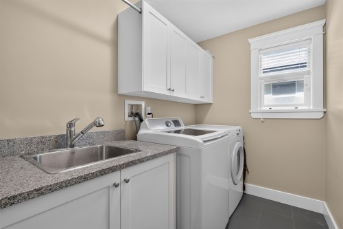7296 198A Street, Langley, BC 