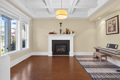 7296 198A Street, Langley, BC 