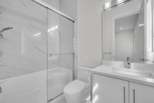 20235 27 Avenue, Langley, BC 