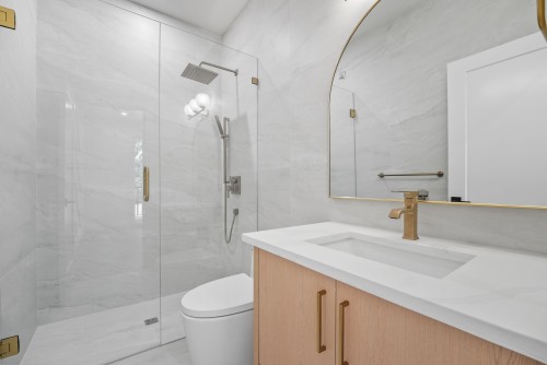 10564 Suncrest Drive, Delta, BC 