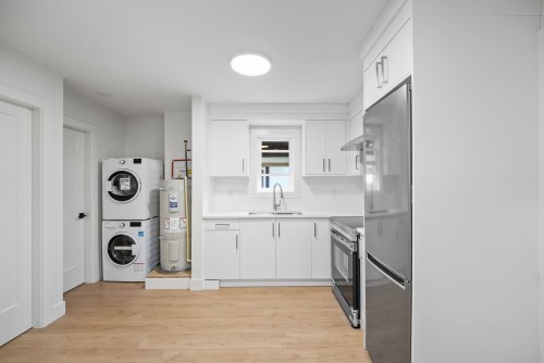 10564 Suncrest Drive, Delta, BC 