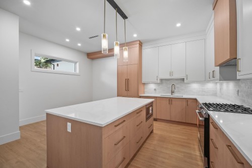 10564 Suncrest Drive, Delta, BC 
