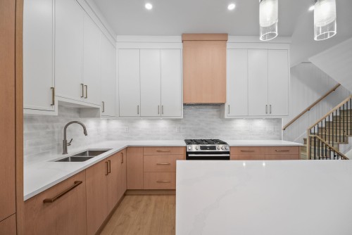 10564 Suncrest Drive, Delta, BC 