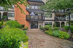 310-1280 Fir Street White Rock, BC V4B 4B1