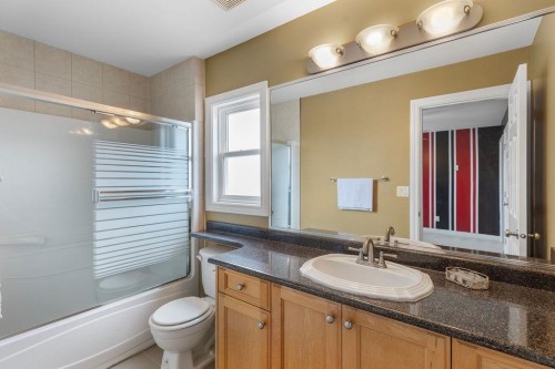 14846 72A Avenue, Surrey, BC 