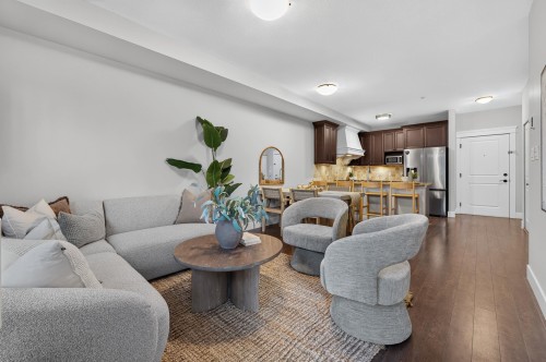 107-19530 65 Avenue, Surrey, BC 