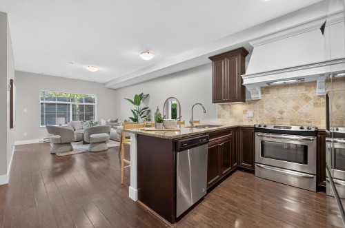 107-19530 65 Avenue, Surrey, BC 