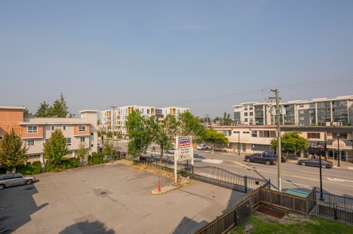 303-20200 56 Avenue, Langley, BC 