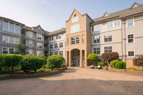 303-20200 56 Avenue, Langley, BC 