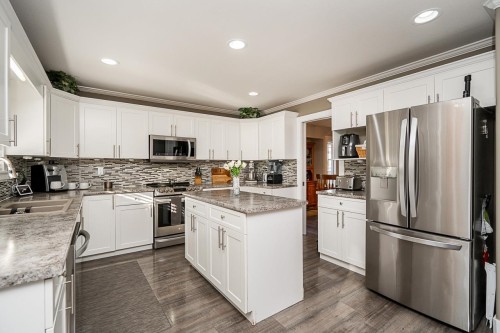 6069 170 Street, Surrey, BC 