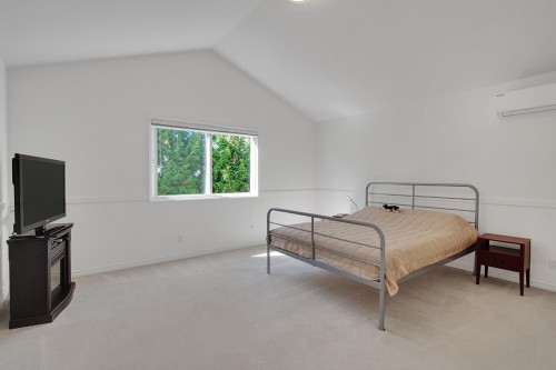 6615 205 Street, Langley, BC 