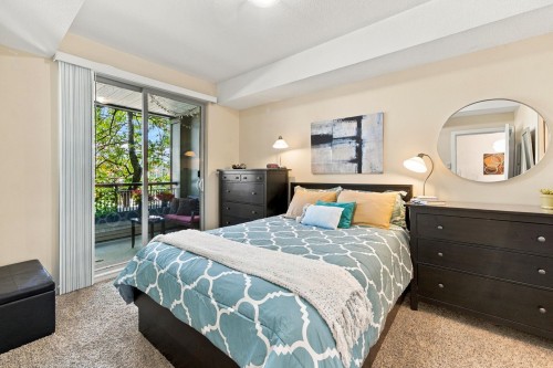206-10499 University Drive, Surrey, BC 
