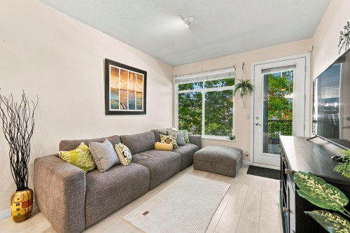 206-10499 University Drive, Surrey, BC 