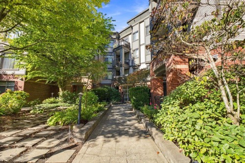 206-10499 University Drive, Surrey, BC 