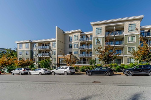 522-13789 107A Avenue, Surrey, BC 