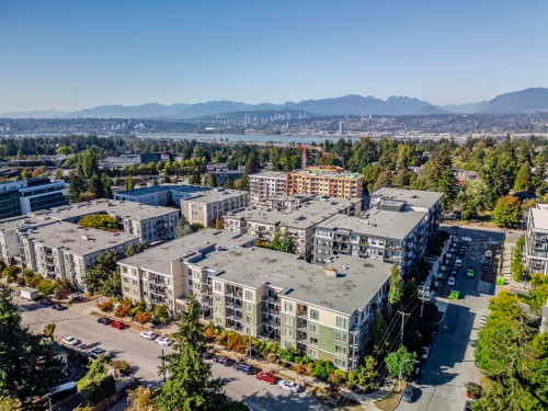 522-13789 107A Avenue, Surrey, BC 