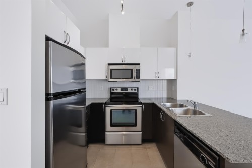 522-13789 107A Avenue, Surrey, BC 