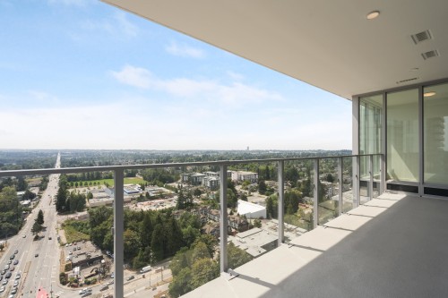 2807-9675 King George Boulevard, Surrey, BC 