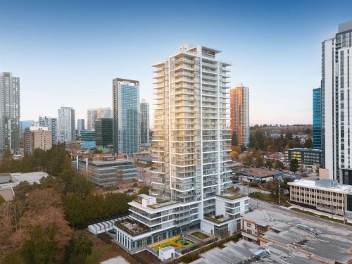 2807-9675 King George Boulevard, Surrey, BC 