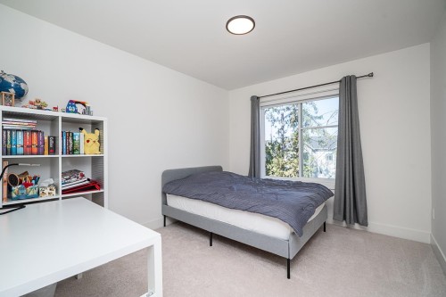 8-7670 207 Street, Langley, BC 