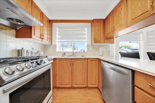 15747 92A Avenue, Surrey, BC 
