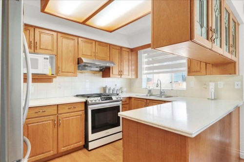 15747 92A Avenue, Surrey, BC 