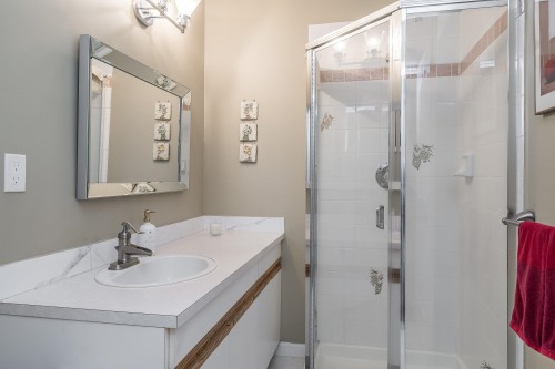 18156 Claytonwood Crescent, Surrey, BC 