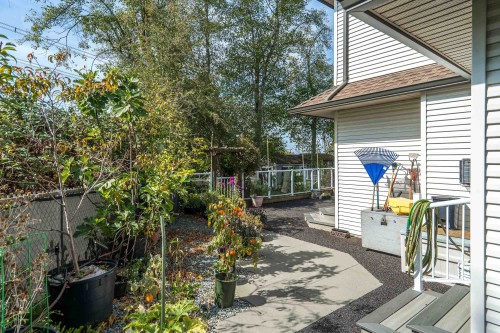 18156 Claytonwood Crescent, Surrey, BC 