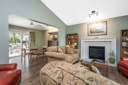 18156 Claytonwood Crescent, Surrey, BC 