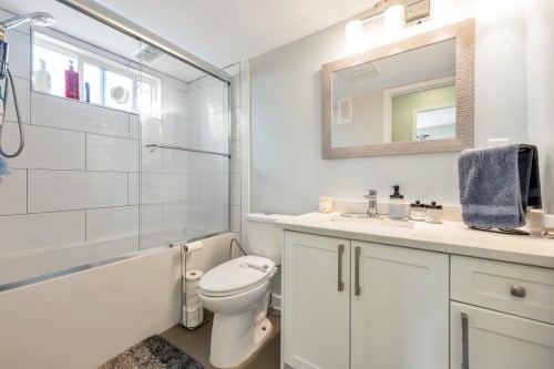 3149 Goldfinch Street, Abbotsford, BC 