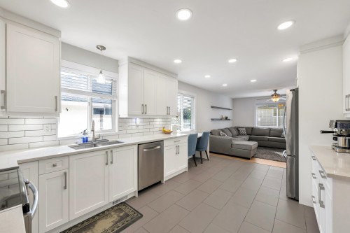 3149 Goldfinch Street, Abbotsford, BC 