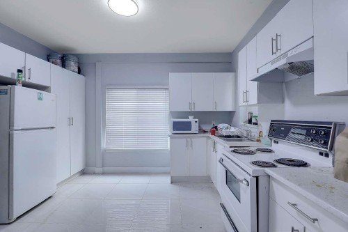 14078 68 Avenue, Surrey, BC 