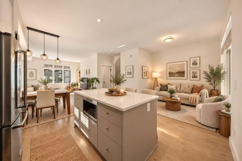 13-2070 Oak Meadows Drive, Surrey, BC 