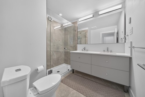 13-2070 Oak Meadows Drive, Surrey, BC 