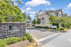 25-19097 64 Avenue Surrey, BC V3S 6X5