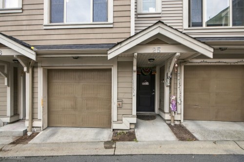 25-19097 64 Avenue, Surrey, BC 