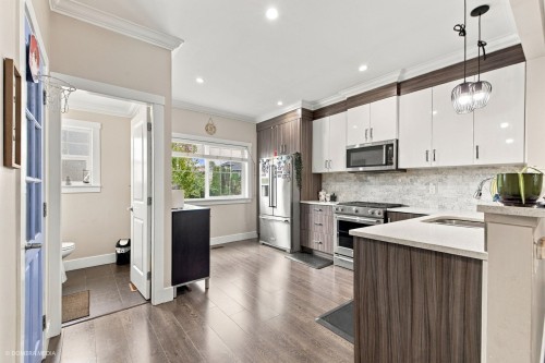 25-19097 64 Avenue, Surrey, BC 