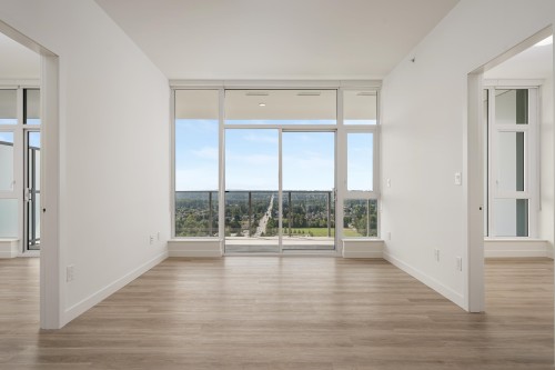 2801-9675 King George Boulevard, Surrey, BC 
